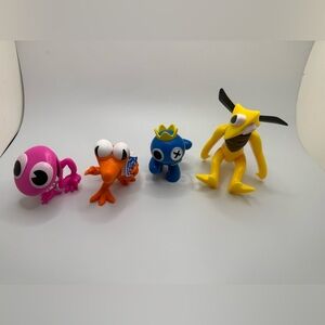 Rainbow Friends Mini Figures Toy Lot Orange blue pink yellow